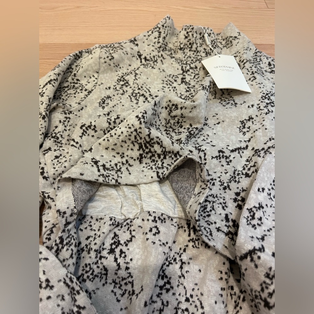 Cotton Jacquard Maternity & Nursing Dress - Picture 3 of 11